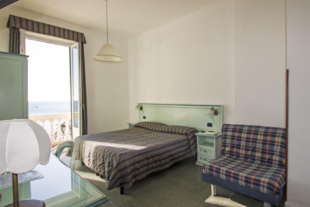 Hotel Baia Monterosso al Mare Quarto foto