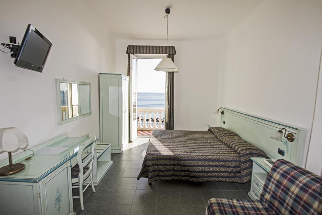 Hotel Baia Monterosso al Mare Quarto foto